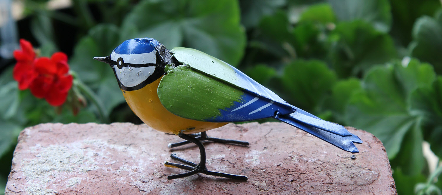 recycled metal bee eater