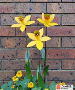 Daffodils recycled metal