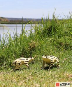 recycled metal frogs