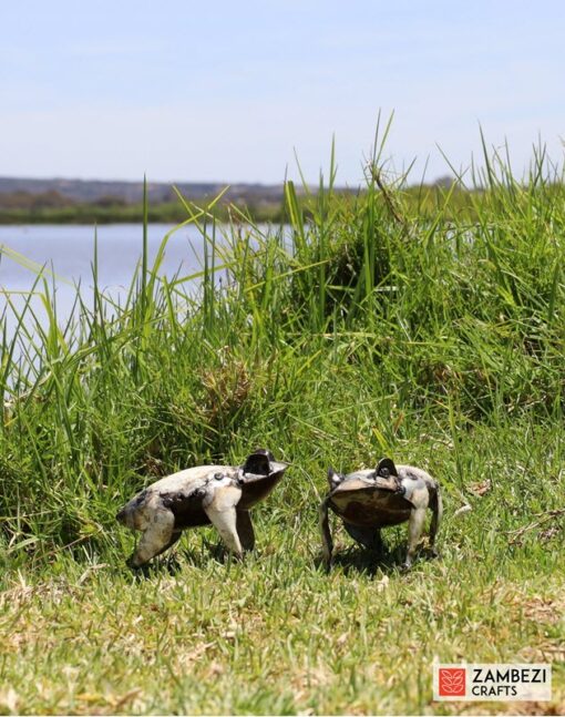 recycled metal frogs