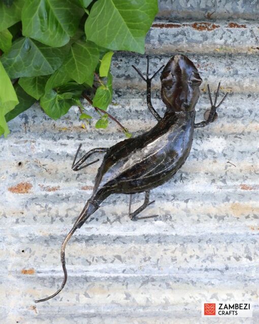 recycled metal Agama lizard