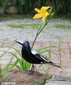 recycled metal magpie